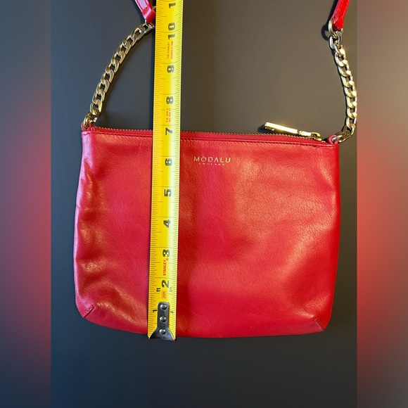 Leather Red Crossbody Bag with Gold Chain and Zip Hardware Detail by Modalu - Picture 4 of 12